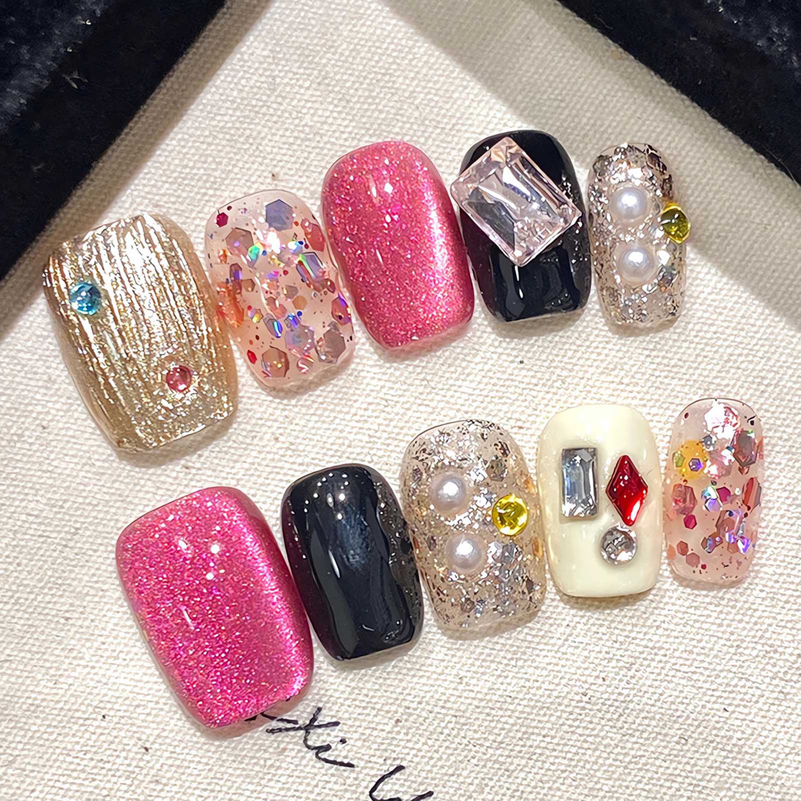 Resin Art Glitter - أظافر بالضغط مصنوعة يدويًا ، ترتر