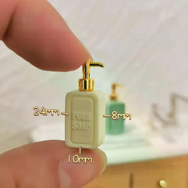 4 قطع موزع صابون مصغر على شكل  - مراجعة Resin Art Bottle وسعره
