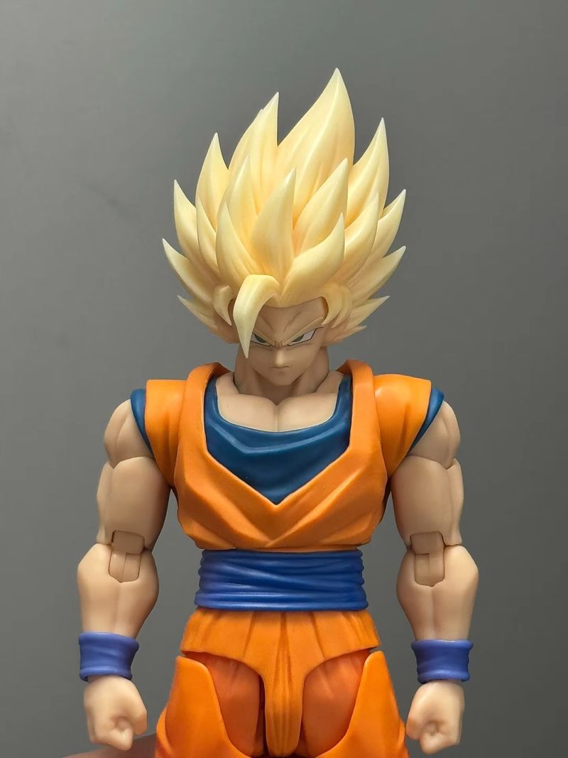 نموذج رأس سون غوكو من سلسلة در - مراجعة Resin Art Dragon Ball Z وسعره