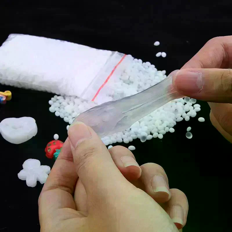 حبيبات طين راتنجي قابلة للتشكي - مراجعة Resin Art Clay وسعره