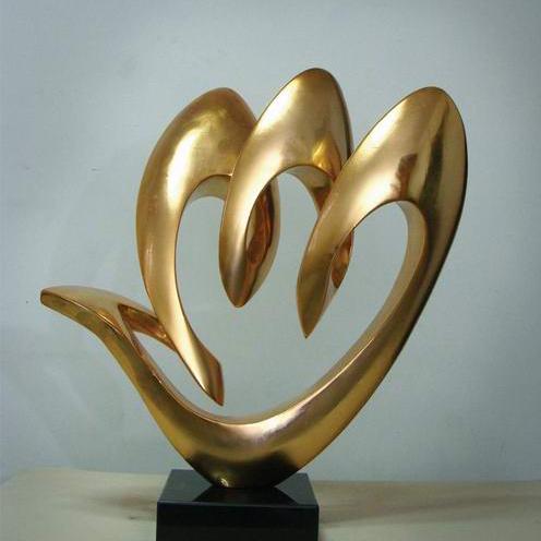 تمثال رائد فضاء ذهبي من الراتن - مراجعة Resin Art Business وسعره