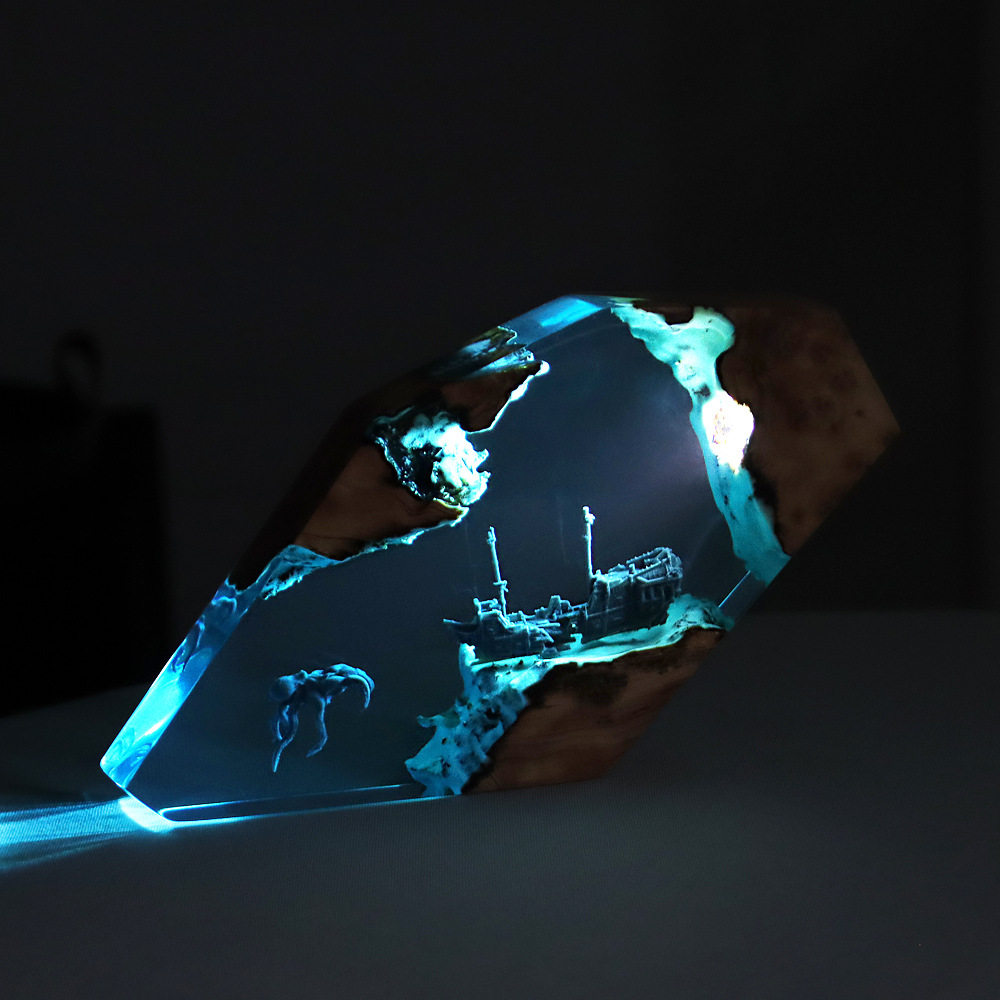 تحفة فنية مكتبية مضيئة مخصصة ب - مراجعة Resin Art Home Decor وسعره